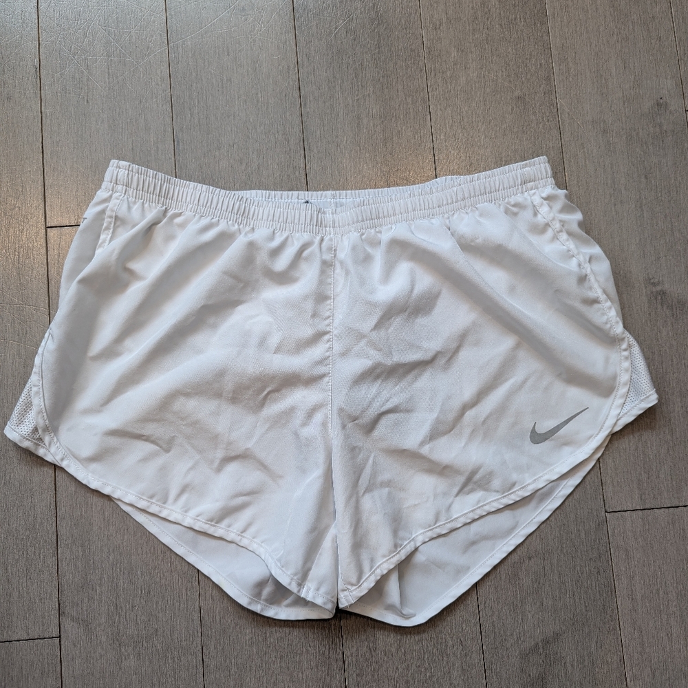 Nike Women's White Dri-fit Shorts built in underwear size medium
